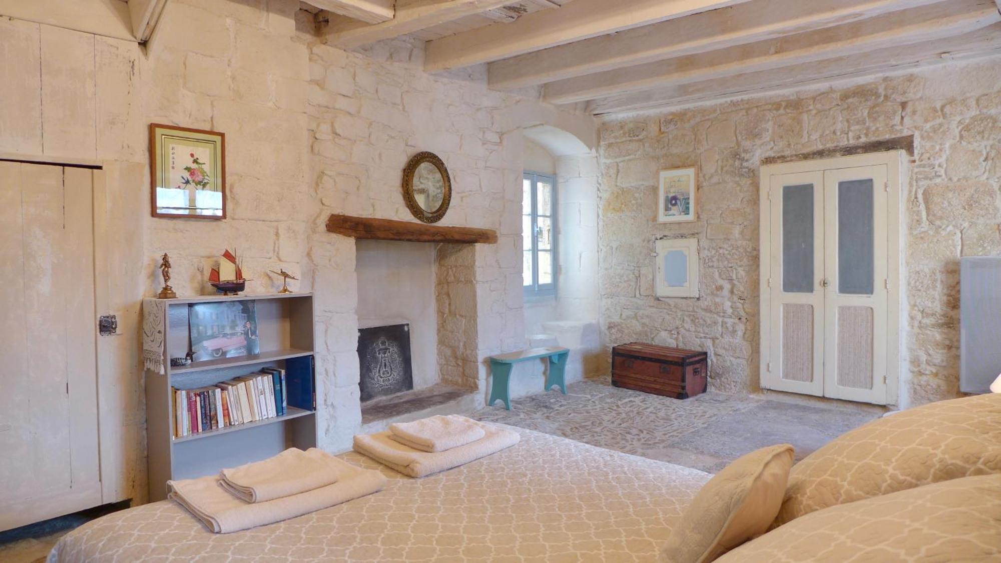 Вилла Rue Bertrand De Got Сен-Сиприен Экстерьер фото