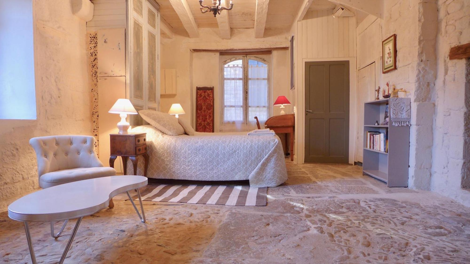 Вилла Rue Bertrand De Got Сен-Сиприен Экстерьер фото