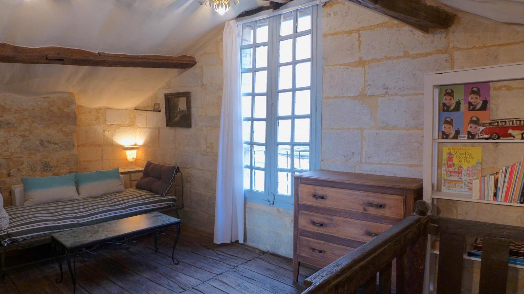 Вилла Rue Bertrand De Got Сен-Сиприен Экстерьер фото